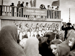 Выступает Ловозерский народный хор. 1956 год