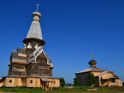 Восстановленная Православная церковь в Варзуге