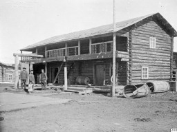 1910 год, с.Ловозеро. Фотограф Gustaf Hallström