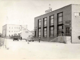 с.Ловозеро. 1976 г. Универмаг &quot;Тундра&quot;
