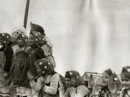 На Майские праздники. Ловозеро. 1970-е