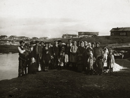 Ловозерские саами перед выездом на &quot;летние места&quot;. 1935 год