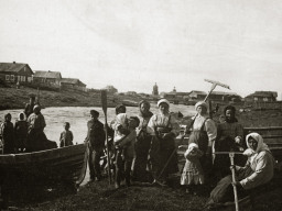 Ловозерские саами перед выездом на &quot;летние места&quot;. 1935 год
