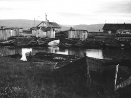 с.Ловозеро. На реке Вирма. 1975 г.