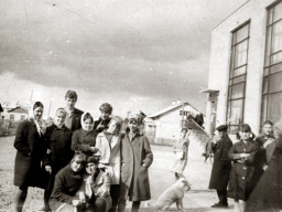 У универмага &quot;Тундра&quot; на Советской улице. Ловозеро. 1970-е