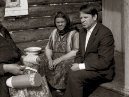 Георгий Мартынович Керт в Ловозере. 1976 год