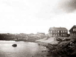 Набережная с. Ловозеро. 1949 г.