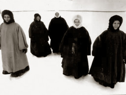 Северянки. Село Ловозеро. 1975 год