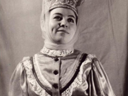 Яковлева Фаина Ивановна, саами, участница художественной самодеятельности Ловозерского Дома культуры. 1968 год