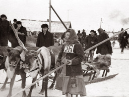 В.Г. Юлина (совхоз «Тундра») на районном Празднике Севера. 1969 год